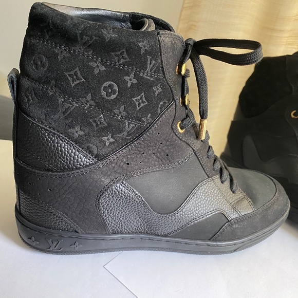 Louis Vuitton black monogram hi top rubber leather hi top fashion shoes wedges - Picture 1 of 11